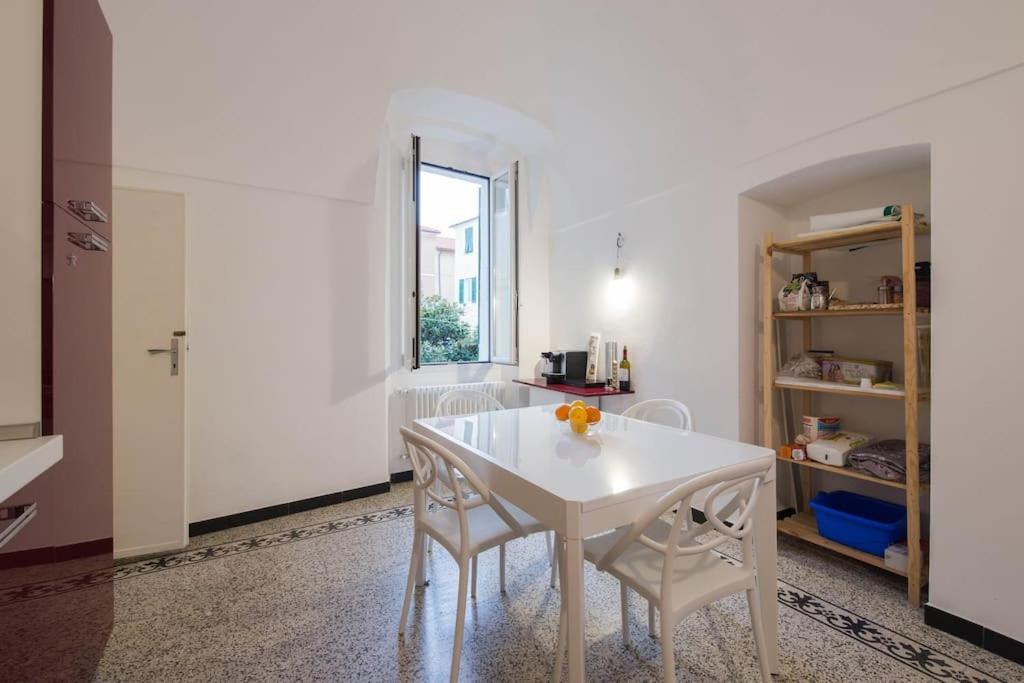 Apartamento Sea View, In The Old Town Santo Stefano Al Mare Exterior foto