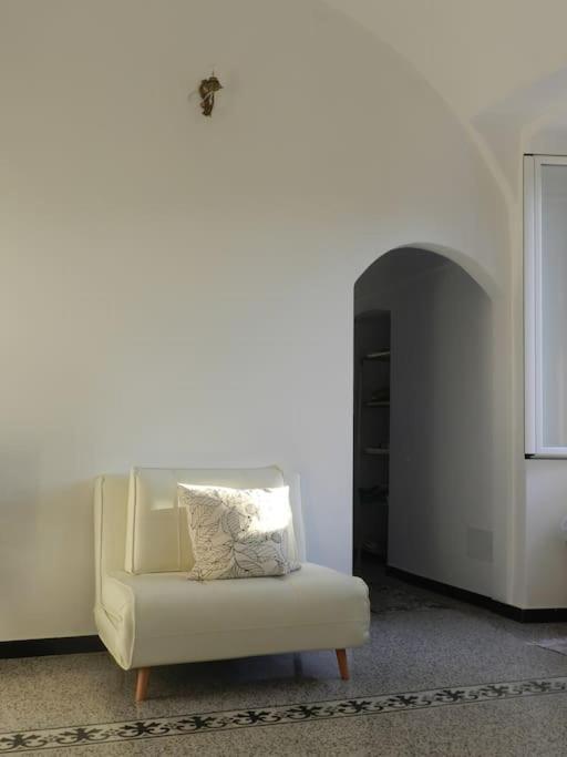 Apartamento Sea View, In The Old Town Santo Stefano Al Mare Exterior foto