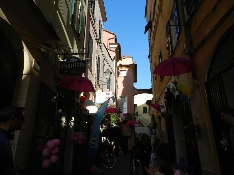 Apartamento Sea View, In The Old Town Santo Stefano Al Mare Exterior foto