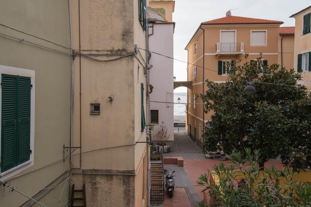 Apartamento Sea View, In The Old Town Santo Stefano Al Mare Exterior foto